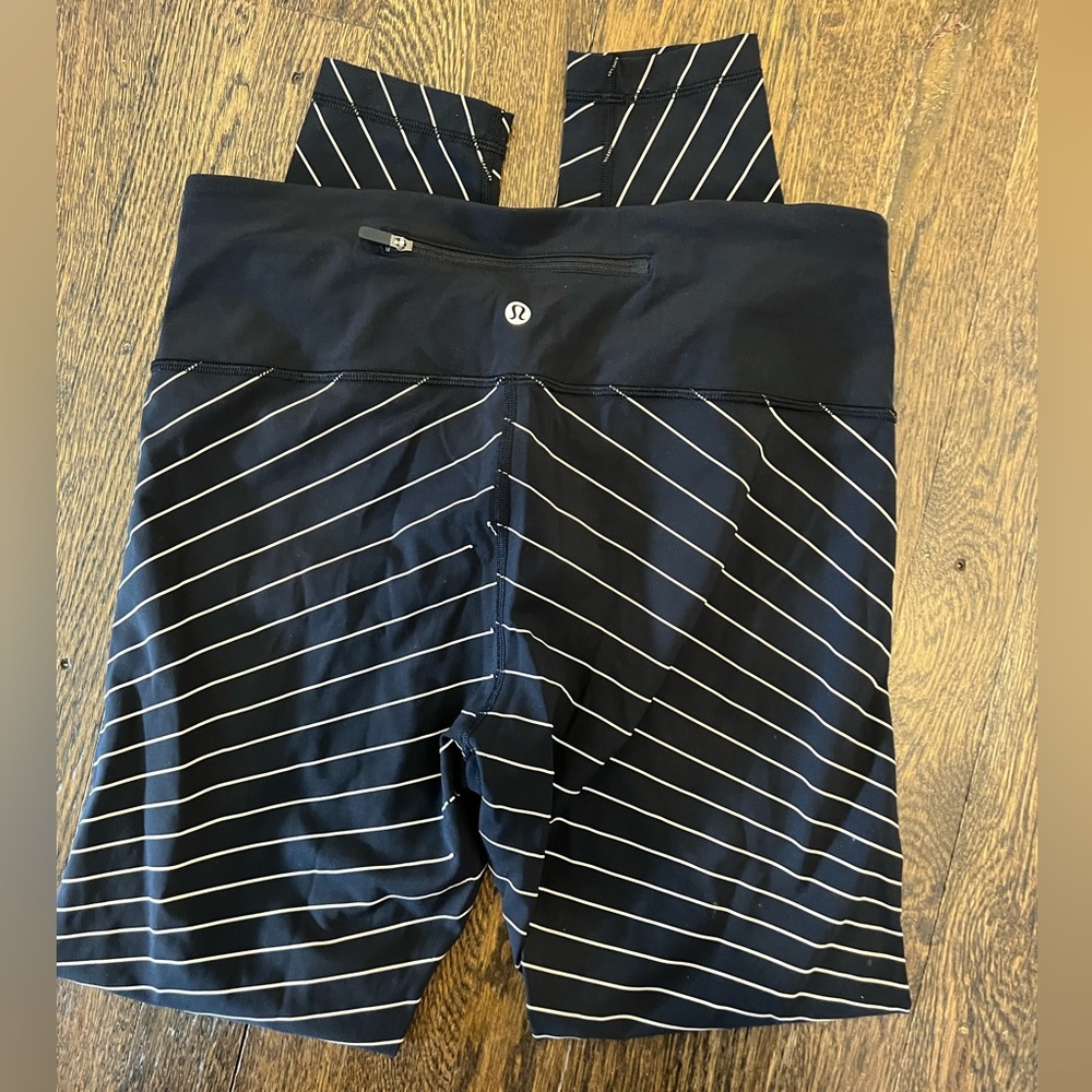 Lululemon size 10 striped leggings